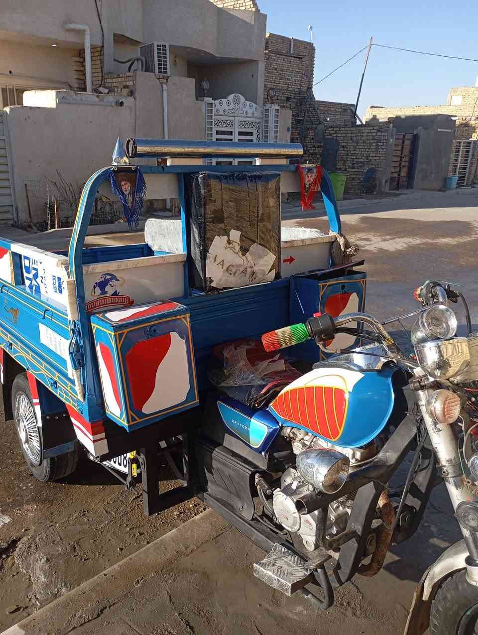 سلام عليكم ستوته جمره موديل 2015 اوراق كامله مصبوغه عام جماليه ستوته خير من الله صدر شغال كير بوكس جديد محرك ناعم كهربايات كلها شغاله السعر اتصل على هذا رقم راعيها ***********
