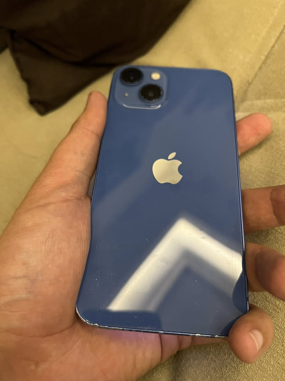 Iphone 13❤️
ذاكرة ١٢٨ 
بطارية ٨٦ 
الجهاز وتر ممفتوح ابد
بي بس هاي كردة اثر وكعة بشارع ليجوة ومماثرة بكلشي جهاز مكفول من كلشي اي خلل مبي  
مكاني زيونة 
السعر ٤٠٠ الف 
***********
