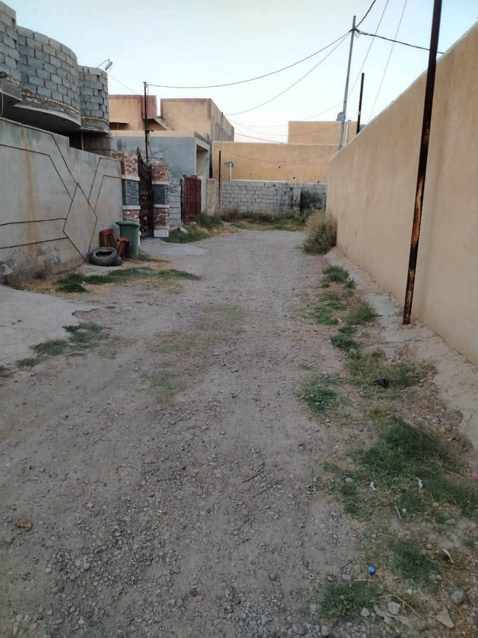 قطعه ارض للبيع الراشدي نزلت جمال السمكري المساحه 100 الواجه 5 نزال 20 الاستفسار اتصال ***********
