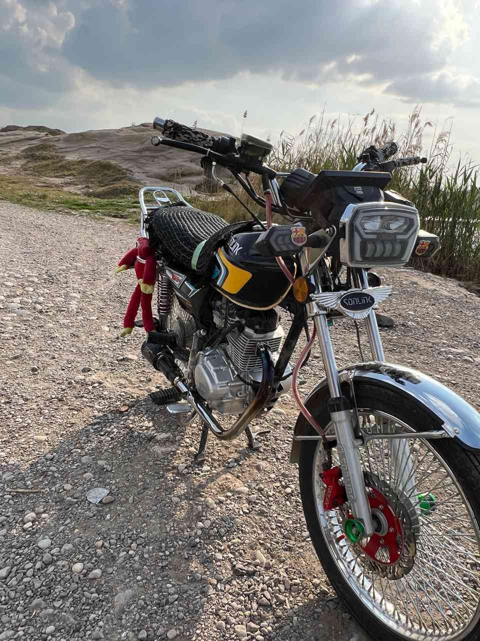 سلام عليكم دراجة تايكر موديل 2025دراجة نضيفة فول نضافة شلعة وعدل شك الكاع مكاني ديالى دلي عباس  قريت الشوهاني شراي اتصل ودلل 0776383842


**إذا كنت صاحب هذا الإعلان وتريد حذفه لأي سبب، رجاءا أرسل رسالة إلى الدعم الفني**