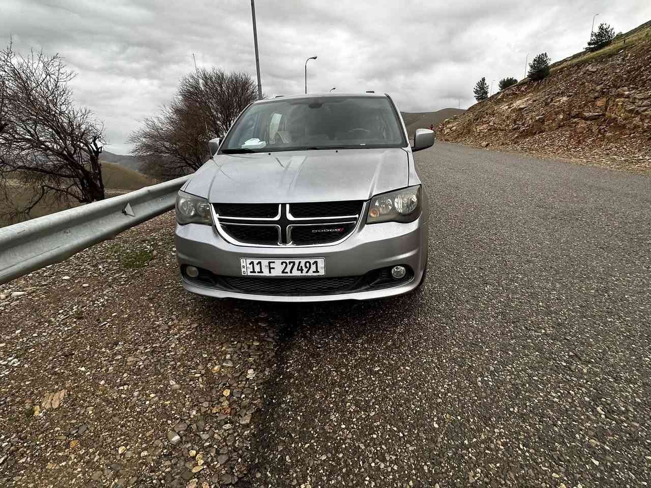 سلام عليكم دوج كرفان ٢٠١٩ فول مواصفات ماشيه ٩٧الف حقيقي
سياره كامله بيه صبغ كم مكاني ابيعلك صبغ عام  بيه منضومه غاز ٨٠ التر منضومه بعدهي بل ضمان جديده 

السعر ١٥٠ بيه مجال بصيط

***********

مكاني بغداد سياره بسمي
