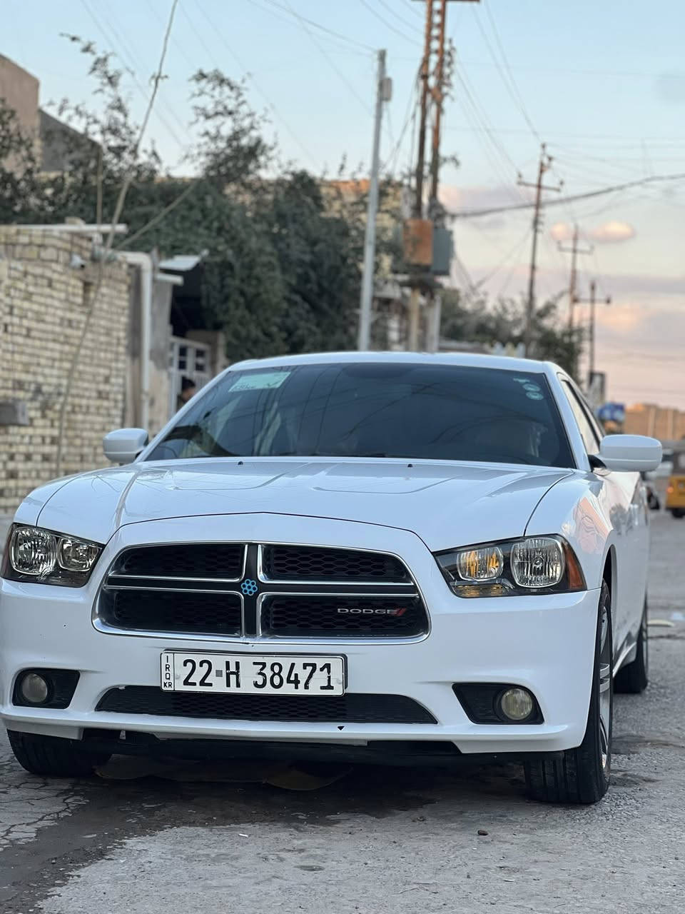 ⸻

🔥 للبيع دودج جارجر بحالة ممتازة جدًا 🔥

 خليجية 💎
فول مواصفات للاخيرر بدون أي نقص
السيارة بحالة نظيفة جدًا، استخدام شخصي
مكفولة

🔧 كفالة عامة 
🚗 تخم تاير جديد الاصلي سعره 500$
⚙️ المكينة والكير والشاصي بحالة ممتازة
❄️ التكييف شغال 100%
📉 المشي: 90 ألف كم فقط
السيارة ما تحتاج أي صرف، تركب وتمشي

💰 السعر: 215
السعر مناسب جدًا لحالتها ومواصفاتها

📞 للاستفسار :
 ***********
