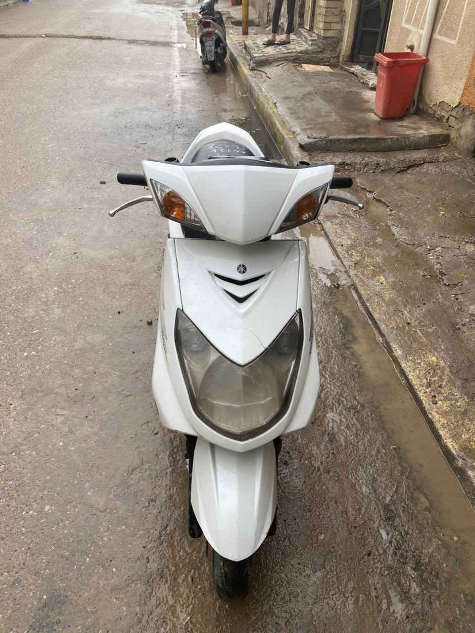 دراجة سكنس فحل نضيفة مامفتوحة بلادية 
السعر 500 وبيها مجال 
*********** متواجد فقط واتساب
