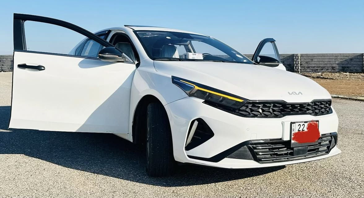 السلام عليكم
كيا K3 
موديل 2024 
لون ابيض رقم اربيل 
ماشية ٢٨ الف كيلو متر على وضع الشركة
سنوية وهزة ورقم كله جديد وبااسمي 
مكفولة كفالة عامة من الصبغ والبارد
ارضية مغلفة جلد وارضيات + تغليف كشنات وصندوق وستيرن
فول مواصفات 
ترحيب 
بصمة ابواب 
ثنين سويج بصمة 
جنطة ذكية 
حساس خلفي + حساس امامي 
كامرة خلفية
شاشة حجم كبير 
هند بريك بصمة 
سلايت 
لايت لد زنون 
وبقية المواصفات المعروفه الي مامذكورة 
مكان السيارة اربيل 

للاستفسار 

***********
