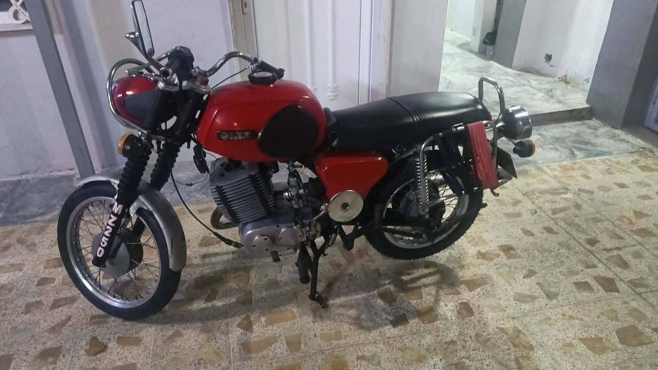 mz 81 للبيع كلشي ما ناقصه سايس 3 شرط كلشي ما عايزه سعره 850 
*********** واتساب فقطط ! او تعال خاص ارد
