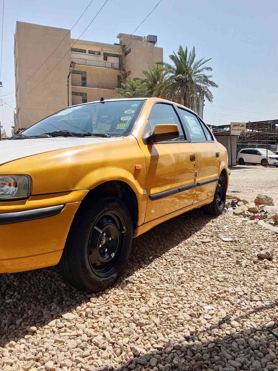 السلام عليكم  سمند 2011 للبيع مكينه كير حداديه تبريد ثلج تخم تاير منظومة زنون كهربائية شغاله مكفولات معمره دوس وهلالات سنويه 29 رقم بغداد تحويل ثاني يوم مكاني بابل مركز مدينة استفسار عله رقم *********** سعر33 بيها مجال
