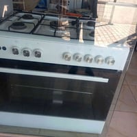 طباخ للبيع ب250 وبي مجال للشراي شغال فوك وجوة  07823648048 07519771826