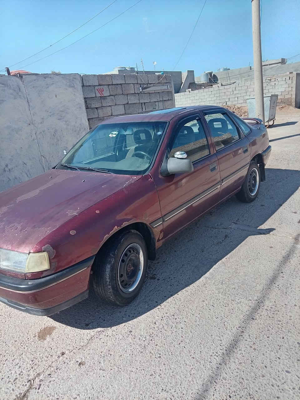 السلام عليكم اوبل فكترا ٩١ رقم كركوك ألماني محرك جديد تايرات جدد صدر جديد السعر 40$ للاتصال ***********
