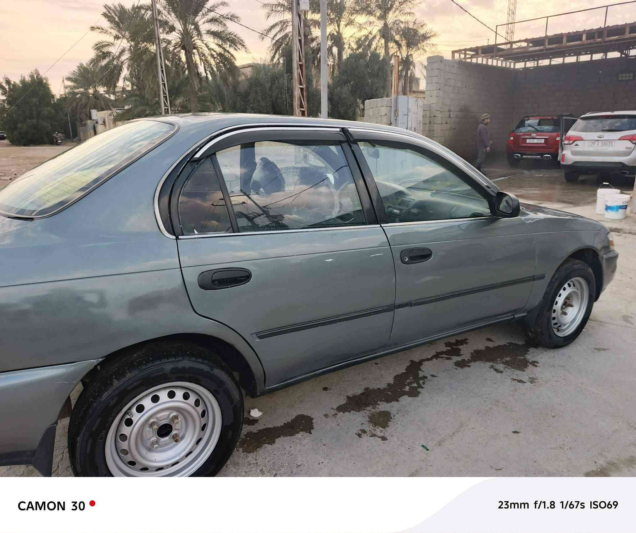 السلام عليكم
كورلا 92 ..رقم واسط الماني 
كير محرك مكفول ...مكينه 1600
اصوليات مكفوله ...مصبوغه عام جماليه .دوشمه جديده صدر جديد 
تخم تاير جديد...السعر ٥٨ وبيه مجال ..مكان قضاء الحي....***********
