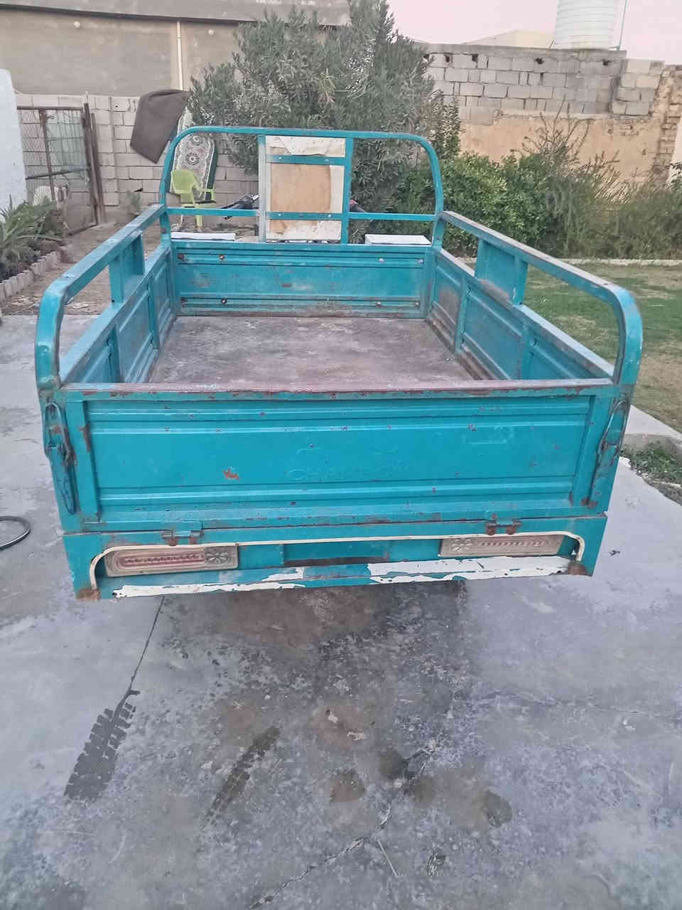 ستوته للبيع 20019مكاني صويره قرب فلكه الزعيم السعر مليون ونص وبيها مجال ***********
