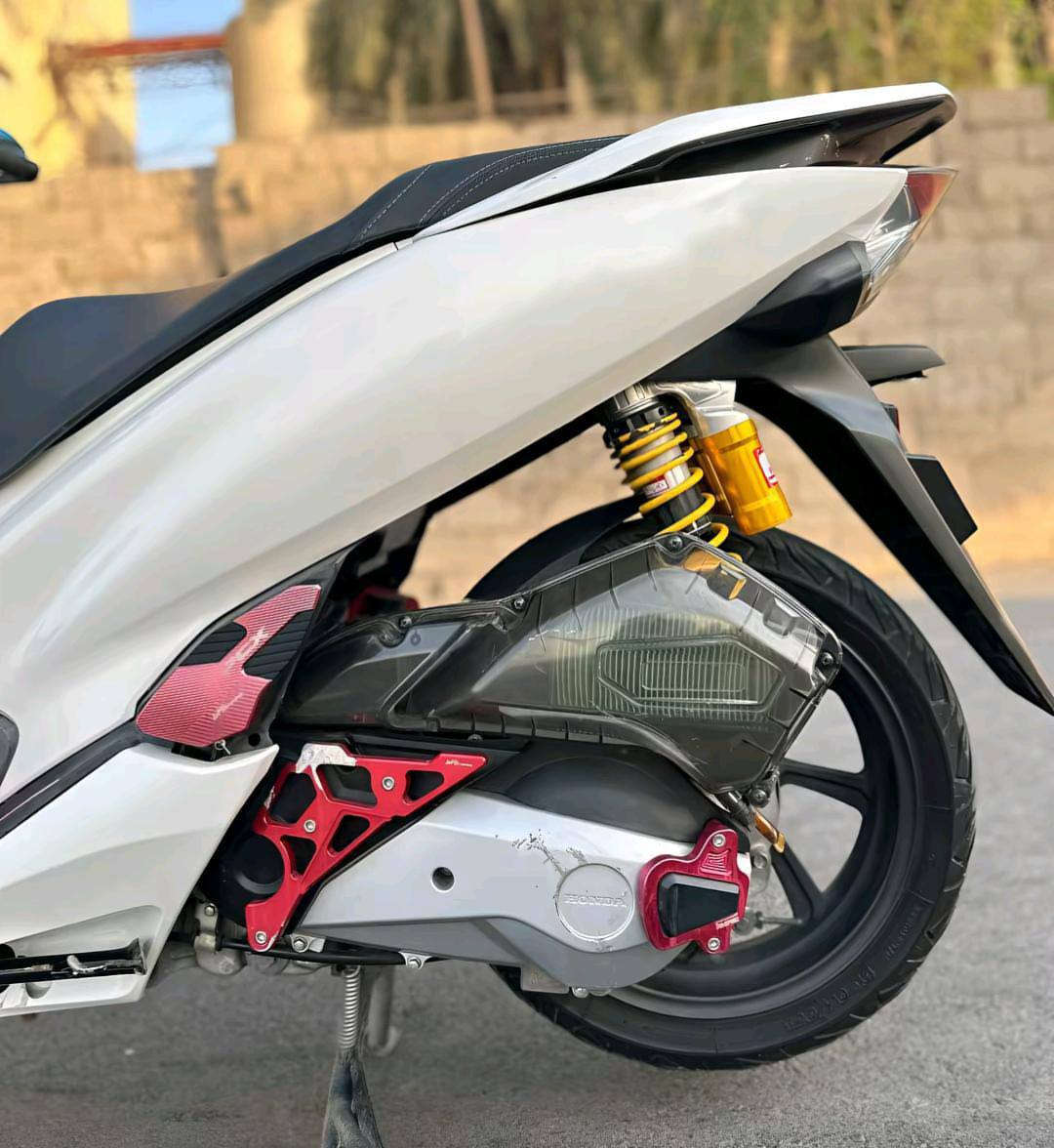سلام عليكم
1 جيل الثالث HONDA PCX

الدراجه لاتبخيه ولا نقص ال PCX مزوده

YOSHIMURA صلصه

کاربون

2 طلاعات bpk racink

bpk racink 3 دواسات

4- قبق عمبار ويدات بريك bpk racink

5 bpk racink

-6- إطار مال بصمه Semspeed

BAPHONNET 7 مري

دبلات خلفيه PREMIUM

- 6 سلايدرات bpk racink

10 قبق راديتر BBIKERS

11 - قطره دهن بصمه

12 - قبق فلتر شوته

13 - منضومه عدسات زنون
***********
سعر خاص
