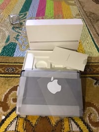 آيباد ٩ • ٦٤ جيجا • قفل
