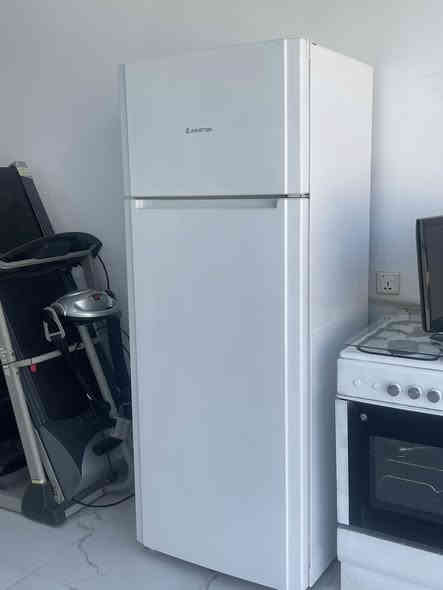 سەلاجەی ١٨ قەدەم لە سلێمانی بۆ فرۆشتن
پاکوو جوان زەمانی هەموو شتێکی ئەکرێت ***********
