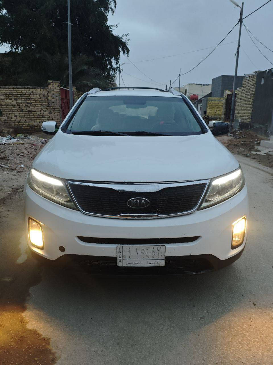 سلام عليكم سورنتو موديل ٢٠١٥ خليجي محرك سته ٦ سلندر تبريد ٣ قطع ٧ راكب متجايه تجيه خفيفه ومصبوغه عام لغود شواصي كفاله محرك كير تبريد حداديه تخم تاير كفاله السعر ١٣٣ وبيها مجال مكان سياره تفاصيل اكثر اتصال ***********
