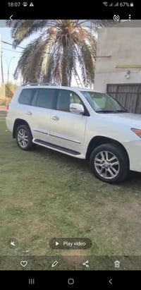 ،  عندي لكزز  بريم اصل 2012， اريد اراوس ب برادو نظيفة ٦ سلندر مع فرقات...