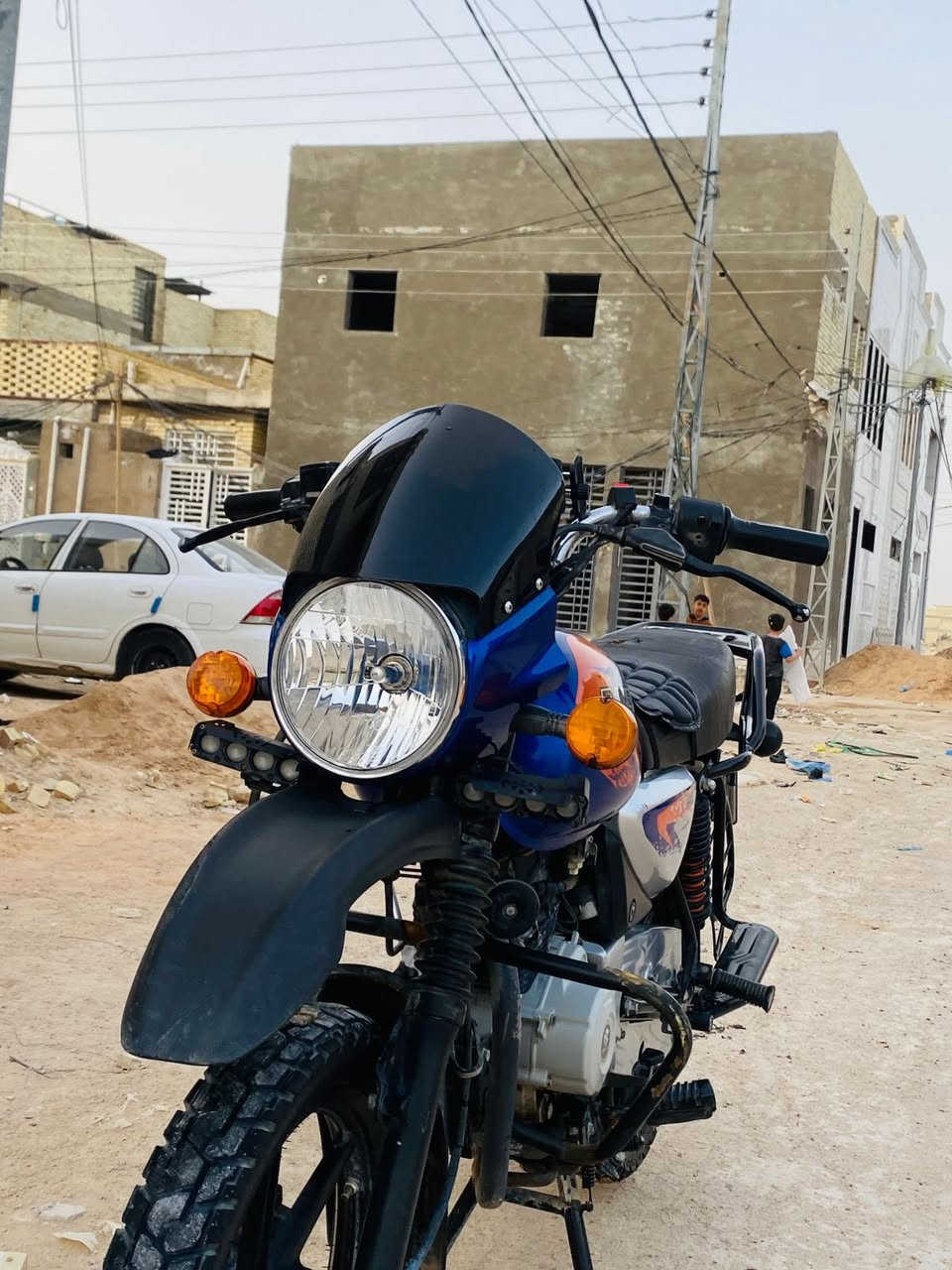 السلام عليكم دراجه بوكسر للبيع موديل 2023بأسمي مداور شوكت متريد دراجه حلوه ونضيفه مامتعوبه واذا تريد تفاصيل بعد اتصل *********** مكاني نجف حي النداء  سعره 2 مليون وبيهه مجال
