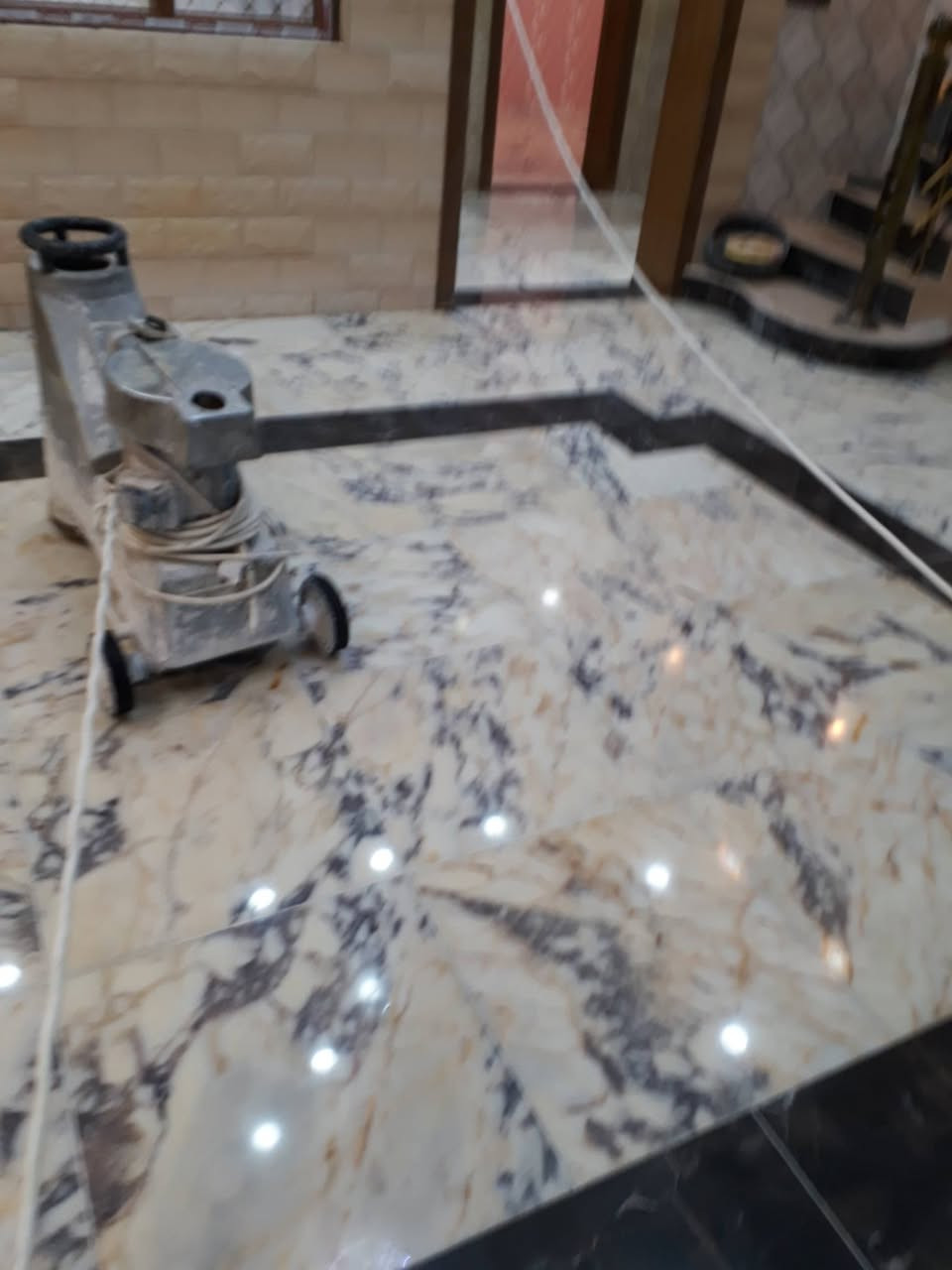 جلي الكاشي والمرمر 
جلي القديم يرجع جديد 
كاشي مرمر  كرانيت وتنظيف البورسلين 
كربلاء ***********
