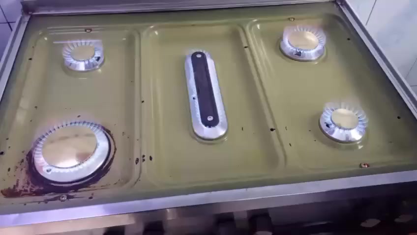 السلام عليكم ورشه تصليح كافه انواع الطباخات صيانه موقعيه الاتصال على رقم الهاتف***********
