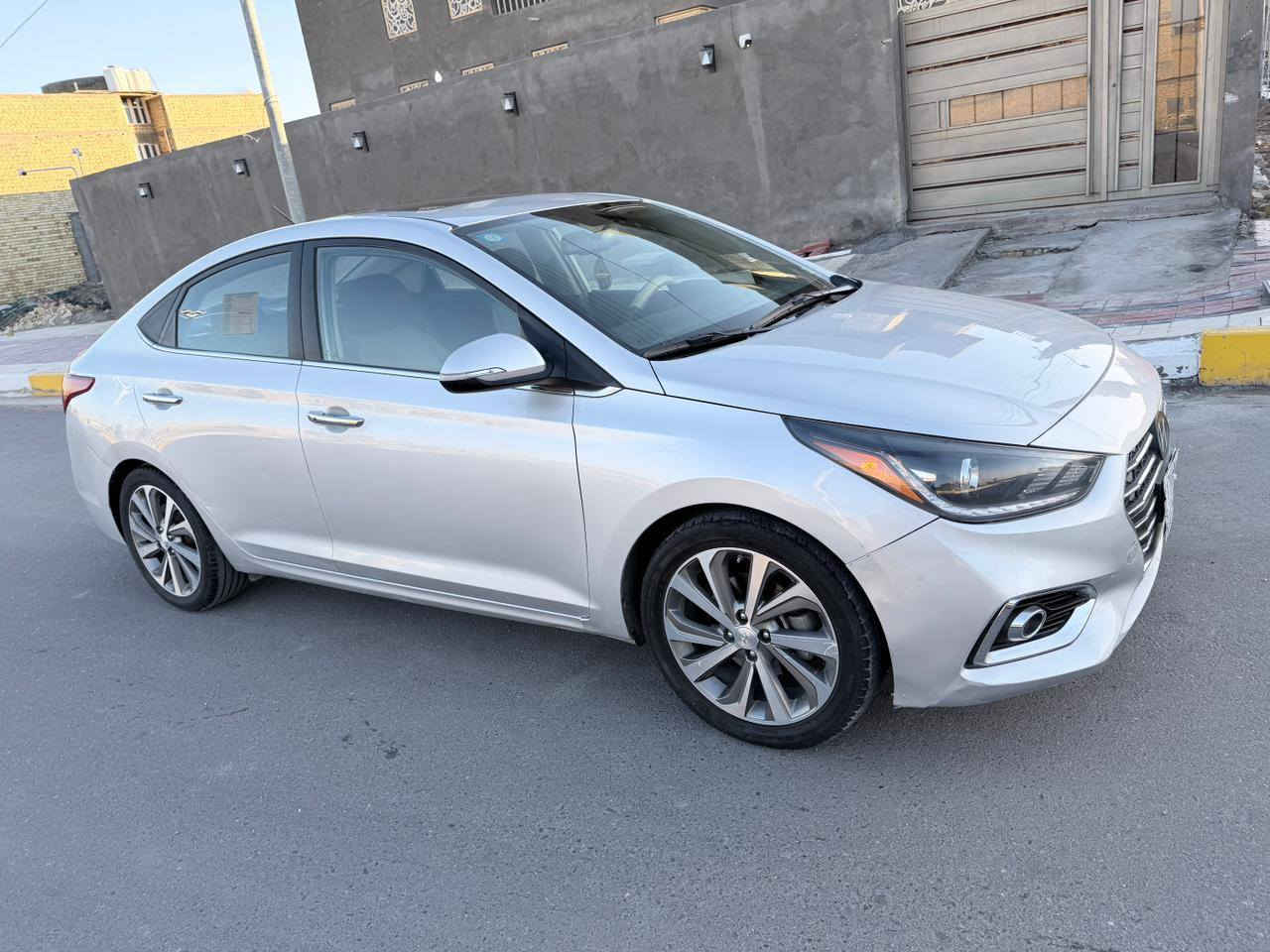 السلام عليكم اكسنت موديل ٢٠٢١ رقم ذي قار معوقين بسم ولد شاب وكاله عامه للمشتري باقيله سنه وتخلص سياره جديده جداً وجاهزه حادثه تبديل قبق الصندوق تبديل فقط فول مواصفات ١/١ ماشيه ٧٥ الف مكينه ١٦٠٠ دوش شرط مامفتوحه مواصفات فتحه بصمه تشغيل بصمه ابواب ويل كب اشاره بلمرايه حاجب بلاجكتور وبعد بيه مواصفات السعر ١٠٨ مكان السياره ناصريه مركز ‭٠٧٨٥ ٥٦٦ ٦٧٣٣‬
اسياه ‭٠٧٧٨ ٠٣٥ ٦٤٤٦
