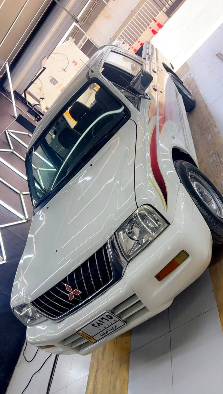 سلام عليكم للبيع بيكب ميتسوبيشي موديل 2005 سياره جديده بدون رقم ( مزايده ) وبيها كتاب رسمي من مركز مكان سياره كركوك … رقم موبايل وات ساب ***********
