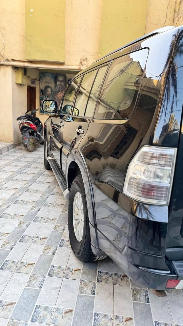 السلام عليكم ورحمه الله وبركاته باجيرو خليجي   موديل 10 كويتي  رقم اربيل كفاله عامه باسمنه سياره تحويل ثاني يوم او تحب وكاله مالكها ديوانيه السعر 135مع مجال قليل ***********
