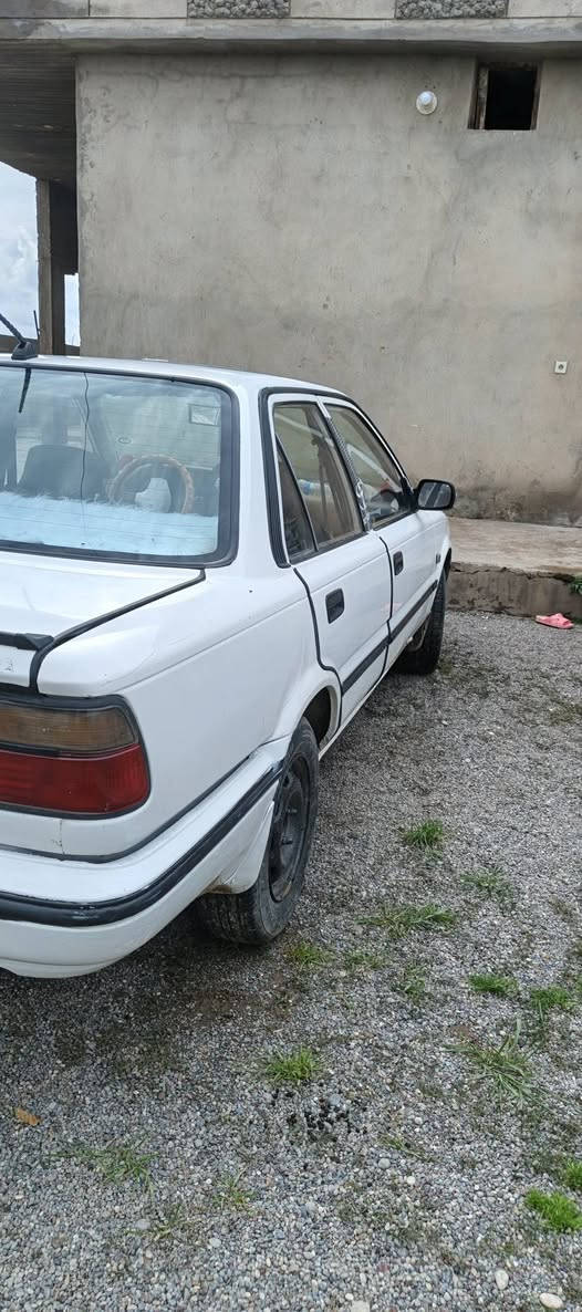 للبيع كورله موديل 1987سنويه لل 30 هزه بشهر ال 6تنتهي سياره حلوه كير محرك خير من الله السعر 40وبي مجال خابر وتدلل المو شراي لايخابر ***********وبي واتس
