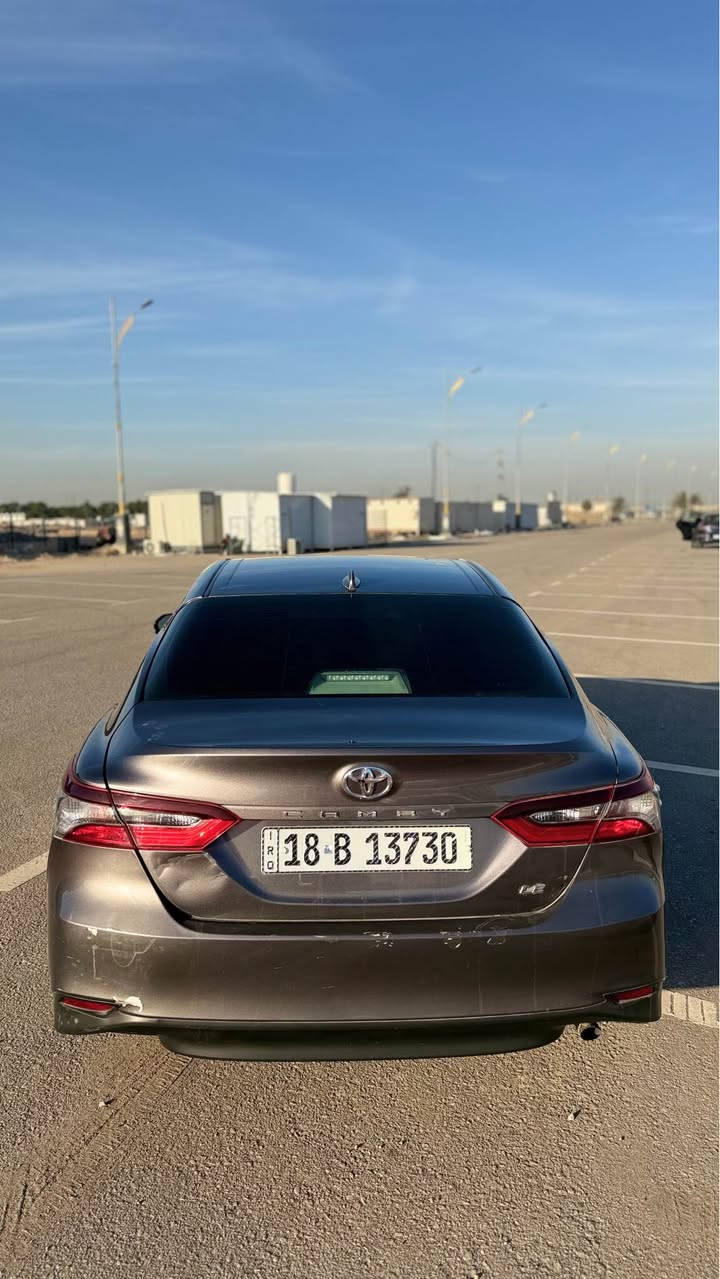 كامري موديل٢٢ بانزين 
ماشيه٥٩ ميل فقط 
رقم بابل ب اسمي هزة جديدة 
فئه الle
شاشة كبيرة +كامره خلفيه+ رادار امامي+ ٣ انظمه قياده (ايكو سبورت نورمل) +تحكم ستيرن 
تحديد مسار+ سيستم صوت+ كشنات كهرباء
لون رمادي 
السياره بدون ايرباك فقط بردة طاك
حادثها بنيد من امريكا وبلعراق نضرب عندي الباب الخلفي جهه السكن تبدل ونصبغ وصور الحادث موجوده  
مكان السياره كربلاء المقدسه 
السعر١٧٧$ وبيه مجال
*********** كربلاء, العراق
