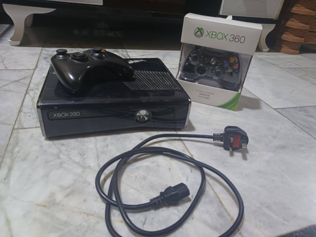 السلام عليكم عندي Xbox 360 جديد ما داخل صيانا ابد ويا باقي التفاصيل مالتا كلها ويدات 2 جديدات باقي التفاصيل تعال خاص ***********
