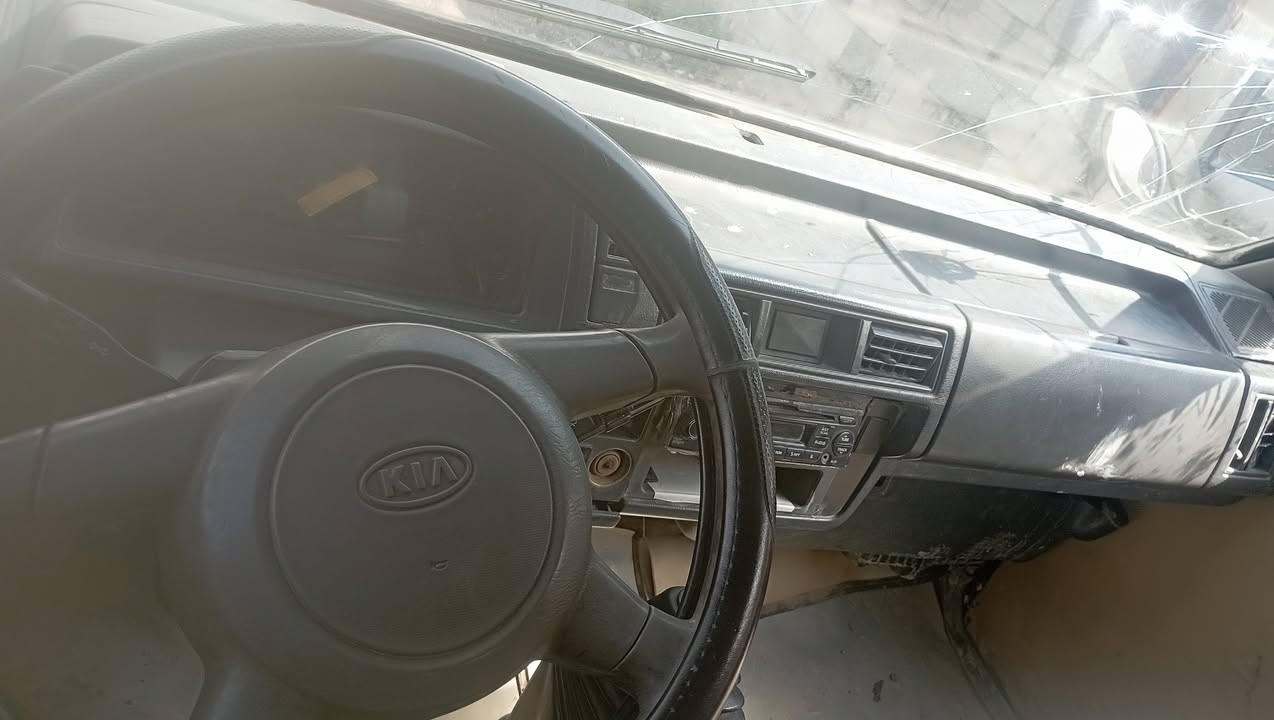 سلام عليكم اخوان سياره جاهزه للتفصيخ 
كير محرك اكسن تايرات داينمو سلف باتري 
المكان ديالى خان بني سعد قريه الجامعه 
***********الاستفار على الرقم
