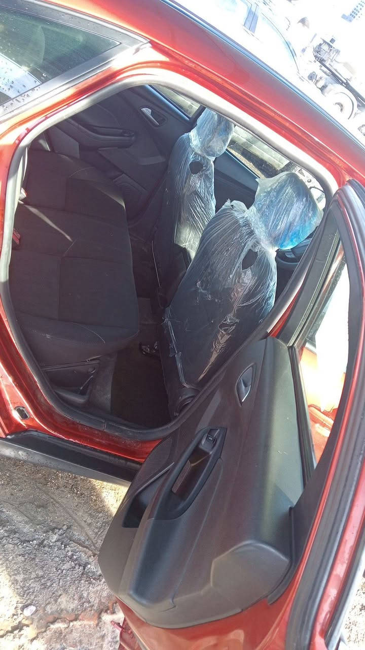 سلام عليكم فورد فوكس موديل 2018 حادثها صفها السايق كير محرك نضيف كلش محرك 2000 سنويه بسمي 31 يله تصقط السنويه جاهزه السياره كلشي مابيها تبريد ثلج تدفئه شغاله سعر 68 وبيها مجال بصيط مكانها بغداد


**إذا كنت صاحب هذا الإعلان وتريد حذفه لأي سبب، رجاءا أرسل رسالة إلى الدعم الفني**