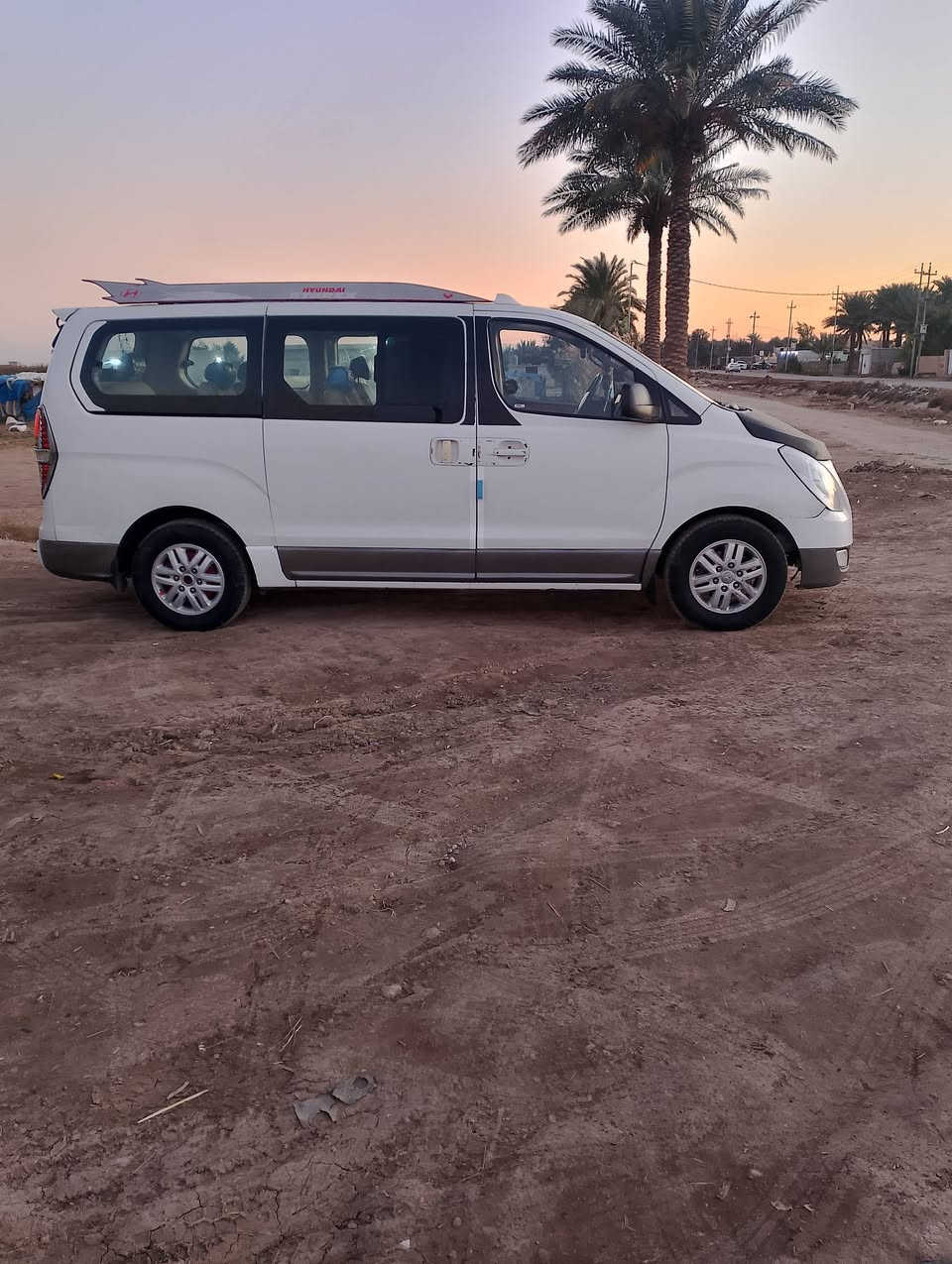 سلام عليكم ستاركس موديل 10 مفتوح مكاني واسط صويره قريت الدواغنه سياره محرك كير كسن شواصي حداديه خير من الله تبريد بسمي شخصين مواصفات فول كشن سياحي ثلاجه حافضه سبع الوان سعر 150وبيهه مجال ماتعجبك عبر المنشور ***********
