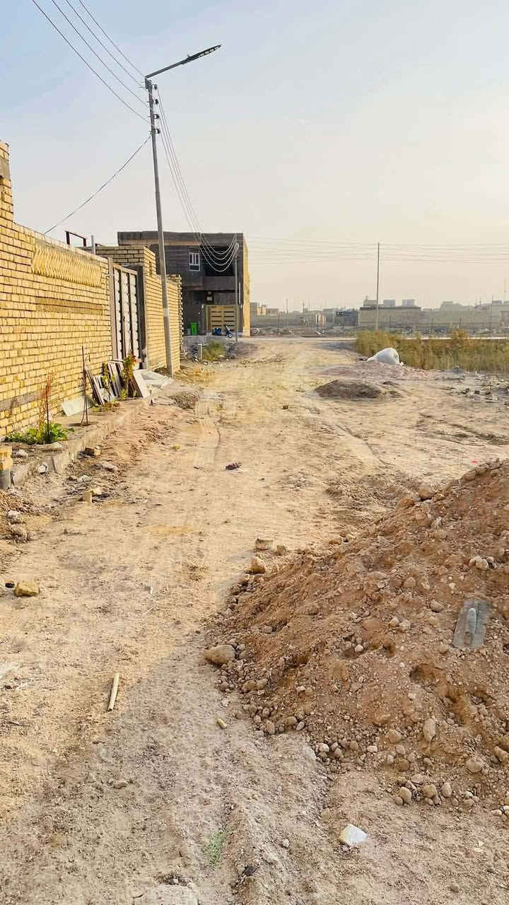 #قطعة للبيع زراعي
 
📐 المساحه - ١٦٥ متر      
                الواجهة ١٠ متر والنزال ١٦ونص

📍الموقع - حي المهندسين (قرب شارع الصبابه)
                           
-جميع الخدمات
-ماء ، گهرباء ، مجاري

#سعر - ١٧ مليون 

للاستفسار اكثر-اتصال او واتساب
سيد حسين اليعقوبي *********** 

#مكتب_السيد_للعقار
📍سوق الشيوخ-شارع السعادة(مجاور مطعم المدينة)📍
