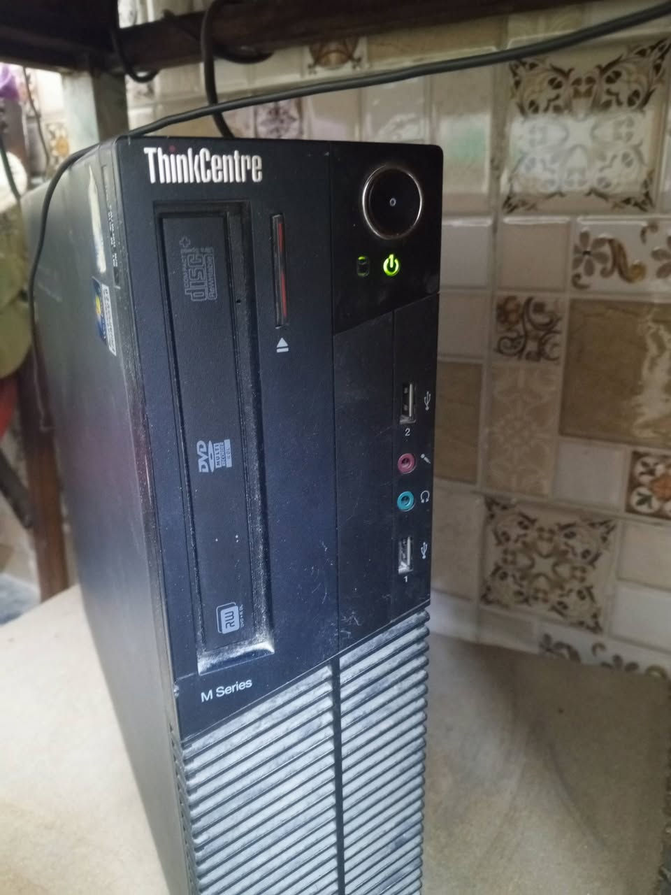 السلام عليكم ورحمة الله وبركاتة
حاسبه منضديه نظام وندوز 7
الذاكره 256
تشغيل جميع الالعاب 
مع كامل الملحقات 
السكن الزعفرانيه الاربع شوارع 
السعر 80 الف و بيها مجال بسيط


**إذا كنت صاحب هذا الإعلان وتريد حذفه لأي سبب، رجاءا أرسل رسالة إلى الدعم الفني**