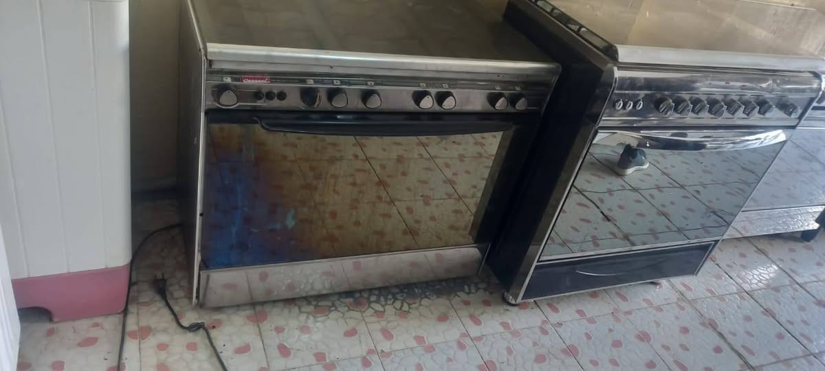 اغراض منزليه لبيع العنوان شرقاط سوق الكبير ***********
