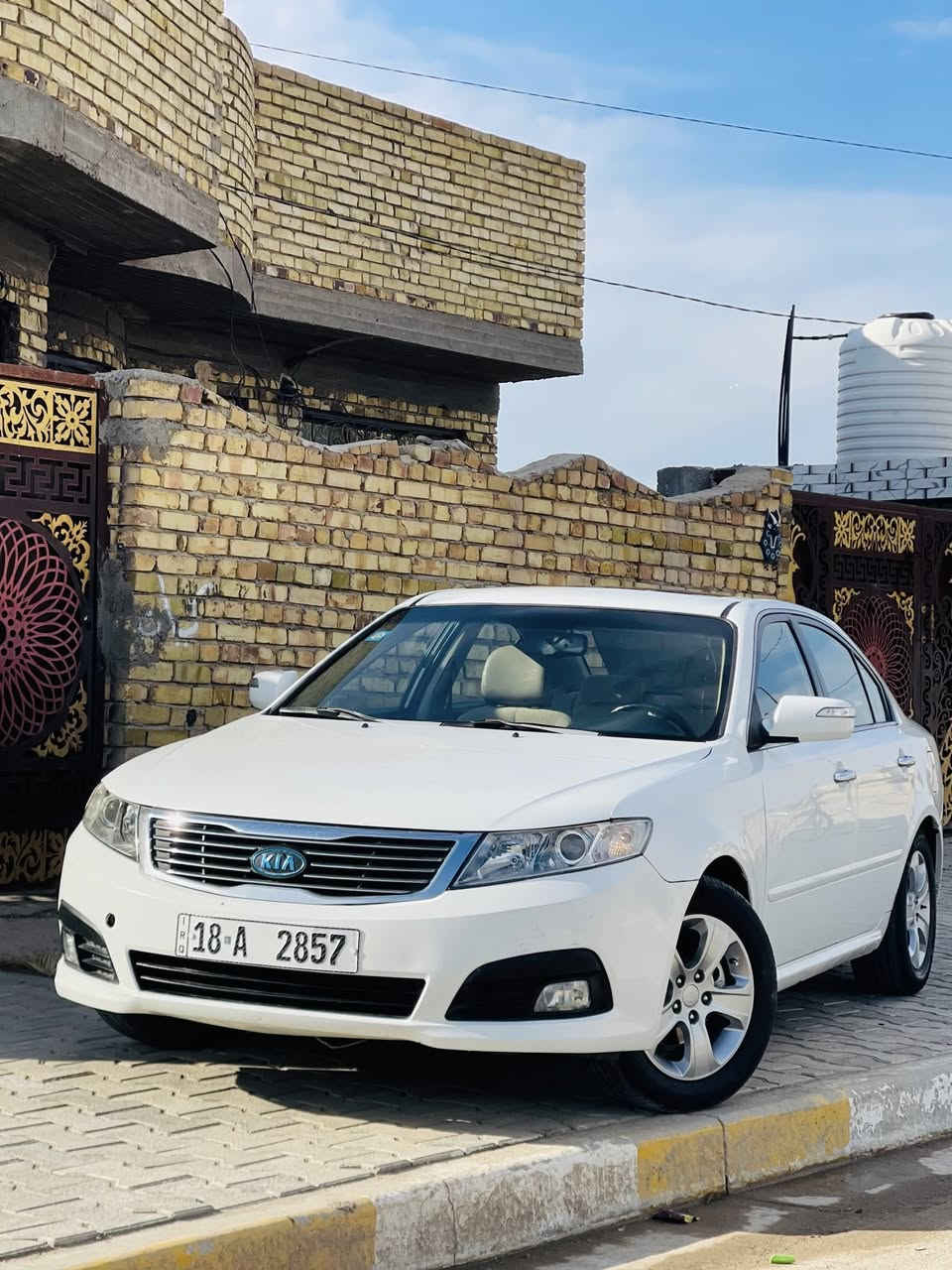 السلام عليكم 
كيه اوبتمه موديل 2009 
مكفوله كفاله 
خليجي فول مواصفات واحد ع واحد 
برده حفر اشاير بل مري تحكم استيرن خمس تجاوي ويل كب 
السياره جديده ستخدام شخصي حداديه تخم تاير مانقص شي 
السعر 120 وبيهاا مجال 
الانتصال والاستفسار ***********

***********
