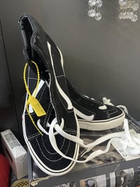 حذاء رجالي • مقاس ٤٢ • جديد