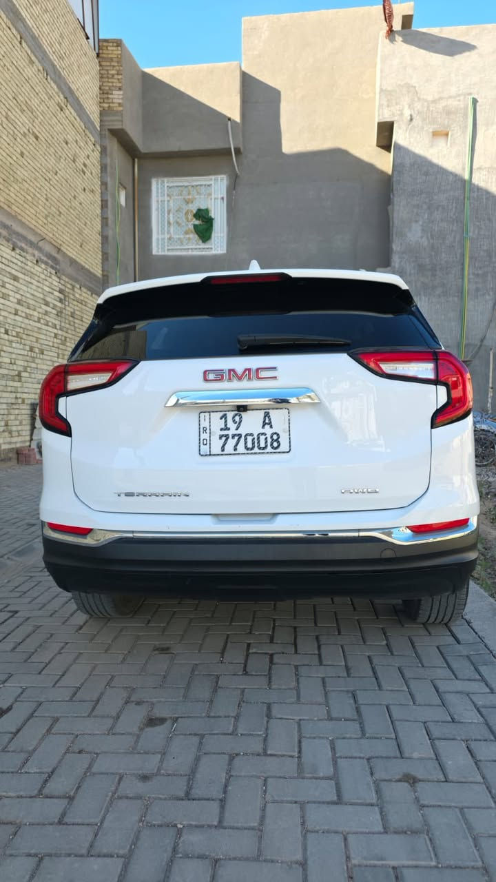 جمسي تيران 2023 
فول مواصفات 
عدا الفتحه محرك وكير حداديه جديده
ماشيه 60 الف
كشنات جلد كهربائي تدفئه
حادثه بسيط 
حافة البنيد وشويه من حافة الجاملغ 
صورة الشاصي بالمنشور
باسمي
السعر رقم 1 رد تلقائي
***********
***********
