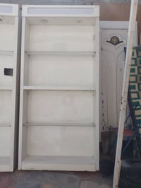 للبيع ثلاجه مع عارضات عدد 4 بغداد زعفرانيه للأتصال 07717242166