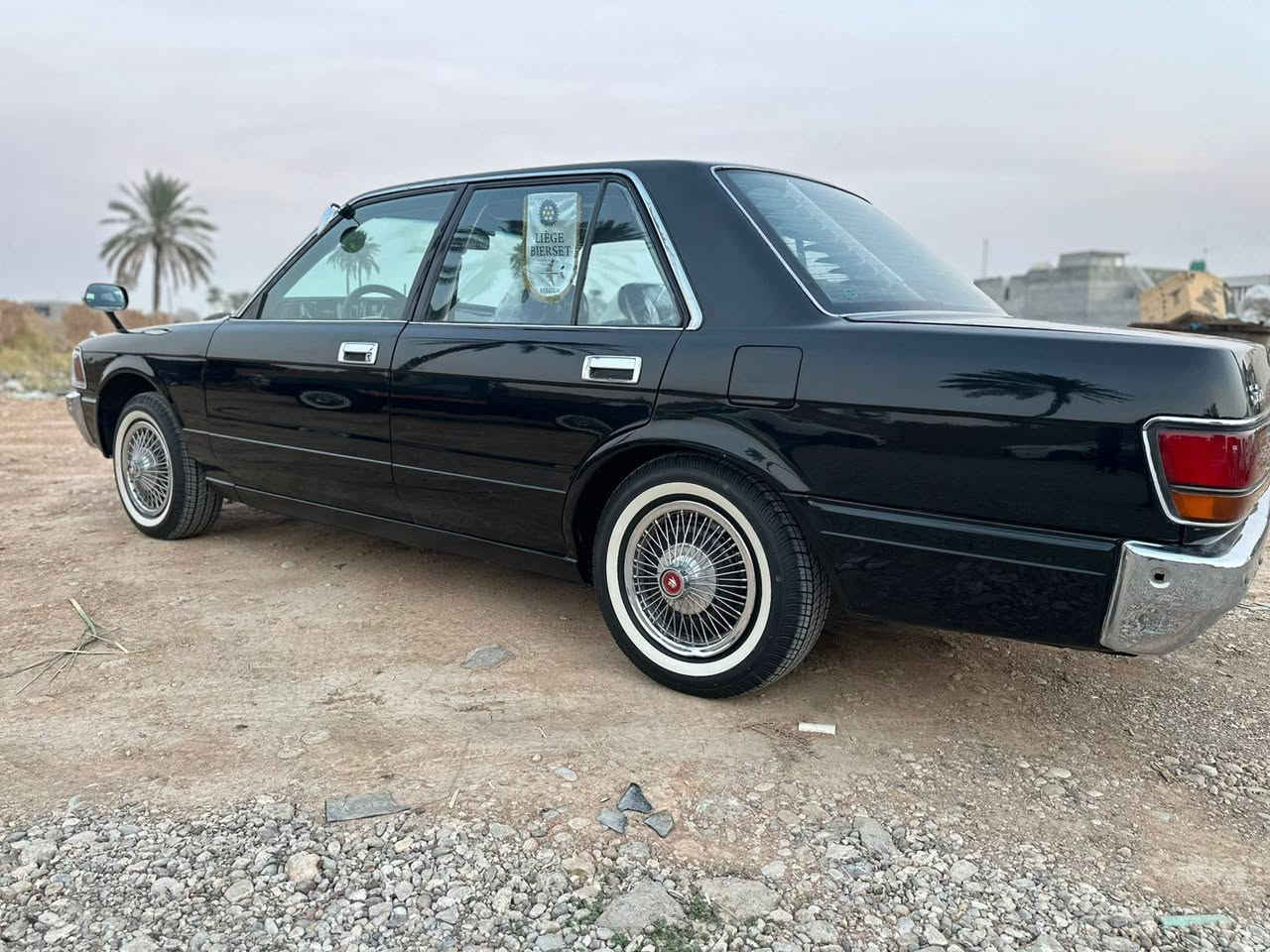 السلام عليكم سوبر سيدان موديل 89بسمي رقم انكليزي سنوية جديدة شرط التحويل مكان بغداد رقم***********
