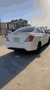 نيسان سني ٢٢ هندي هندي ام البليته الزركه ام الحسااسات السياره كفاله من الصبغ ماعده طخه مأشر عليها بالصور كلششش جديده اني منتسب بالعتبه اروح بيها واجي ماشيه ٦١ فقط حداديه ١٠٠ بريك تبريد مكينه كير محسن كله عل شرط كهربئيات فول ماناقصها برغيي السياره عليها لايتات وبلوجكترات زنون والسياره حييل حلوه بس لايت مال السايق شويه مصوفر سعرها ١١٩ وبيها مجال بسيط
 مكان نجف ***********
