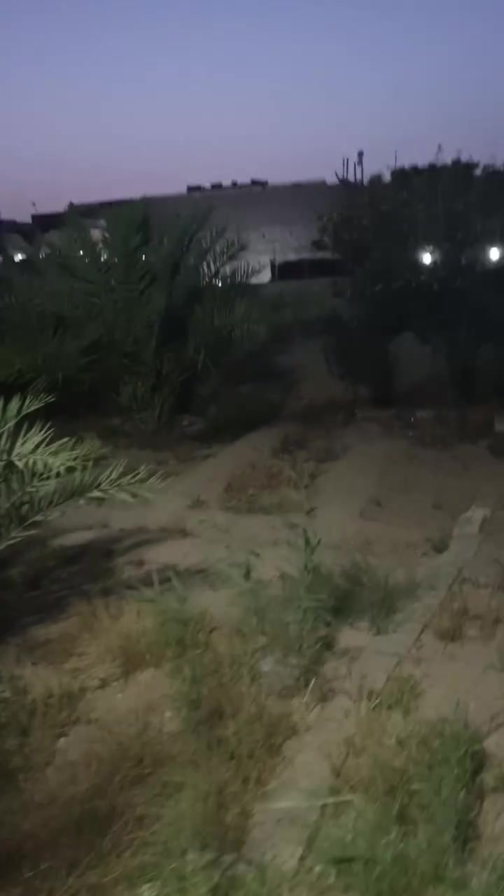 دور عدد ٢ مساحه ٣٠٠ متر  مع حديقه بمساحة ٢٥٠ او اكثر في الريان طابو زراعي صرف ٢٥
السعر ١٨٠ بدون اثاث مع الاثاث ب ٢٠٠ 
لتفاصيل اكثر الاتصال على
***********
***********

