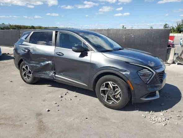 1 نوع المــــركبة : KIA SPORTAGE LX
2 مـــوديل المركبة : 2025
3 تاريـــــخ المزاد الخاص : Thu. Dec 11, 2025 06:00 PM
4 حـــــادث المركبة : مذكور اعلاه في الصور اعلاه 
رابط القناة الخاص بنا بنشر تفاصيل السيارات وللاستفسار اكثر 
https://whatsapp.com/channel/0029Vb6cZq7BVJl25z1bpK15
يوجد لدينا شراء سيارات الى الاخوة الضباط المتقاعدين
يوحد لدينا شراء سيارات الى الاخوة ذوي الشهداء وبلا عمولة اكراما لتضحياتهم 
مــــــــــــــــــــــــــــــــــــزاد المركبة
للــــشراء الحضور الى شركــــــــــتنا اواحد فروعها في المحافظات 
الروان لاســــــــتيراد السـيارات الواقـــعه في 
ميسان - الجديدة - مجاور مديرية تربية ميسان 
***********-***********
