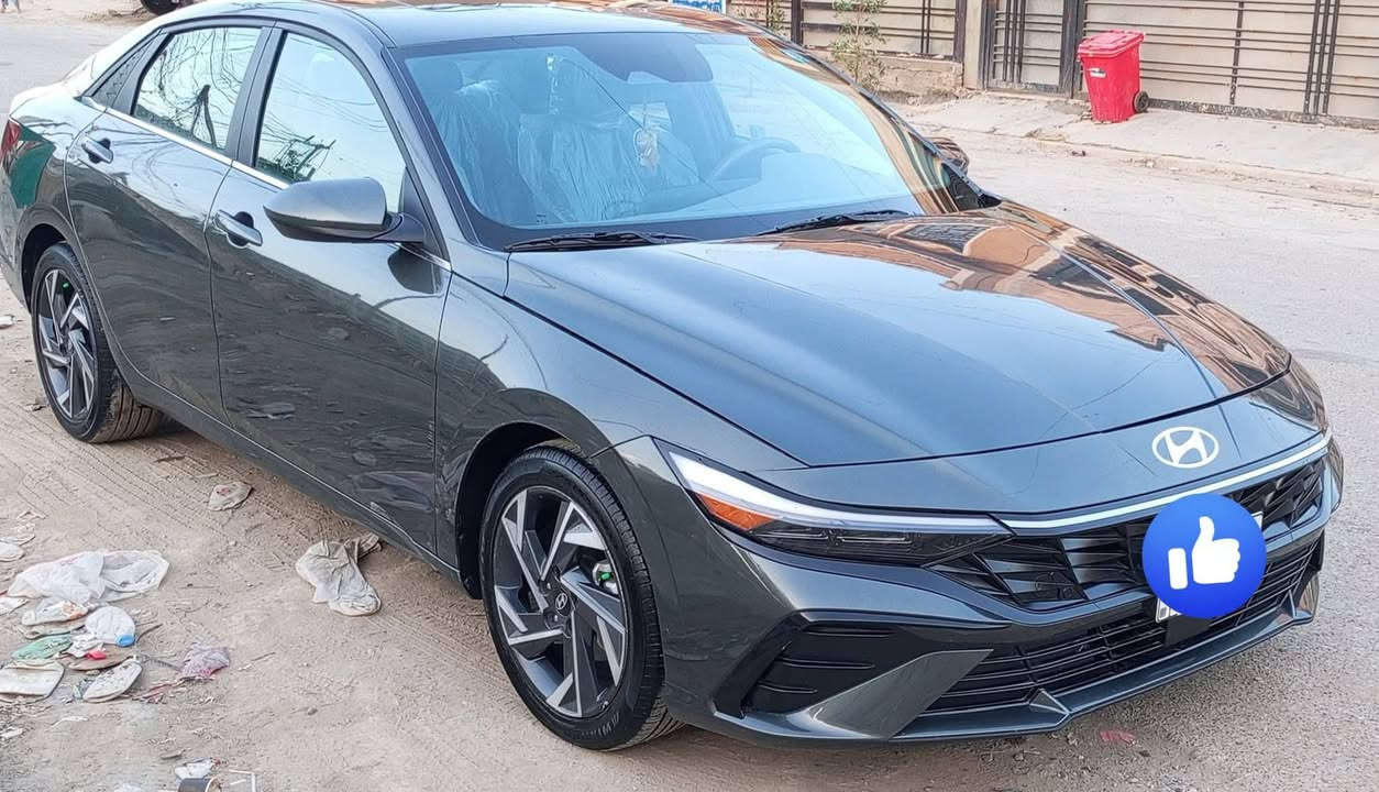 سلام عليكم
الإنترا للبيع موديل2024 وراد أمريكي 
مرقم باسمي 
ايرباكات مكفولات ماعده البرده 
فتحه سقف بصمه 
تشغيل عند البعد
تحديد مسار
رادار جانبي
رادار امامي 
رادار خلفي
اوتو هولد
حساس اطارات
مانع نزلاق 
توقف ذاتي
القيادة ذاتية 
كامرة 360
ترحيب عند الاقتراب
شاشة دجتل متصله
تحكم ستيرن 
دشبول متغير الوان  
ماشية  12000
محرك 2000 دوش

مكاني بغداد.
الاتصال والاستفسار 
***********
