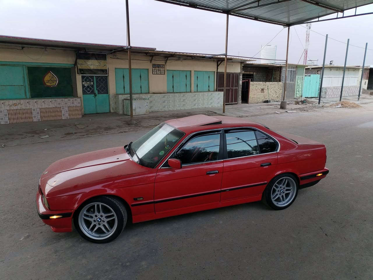 سلام عليكم اخوان
٥٢٥ موديل ٩٢ اصل
مسكر عدل اصل ٢٥..
كت ام اصلي مو فايبر.. بلاستك...
بدون اي ضربه مكفولة من حادث فقط مصبوغه للجماليه..
مكينه كير حداديه جدد..
منضومه تبريد جديده
شاشه اندرويد...
لايت زنون عدسات. ٣ الوان...
ويل ام اصلي حجم ١٨
للبيع ***********
مكانهه حله وني الممنون
