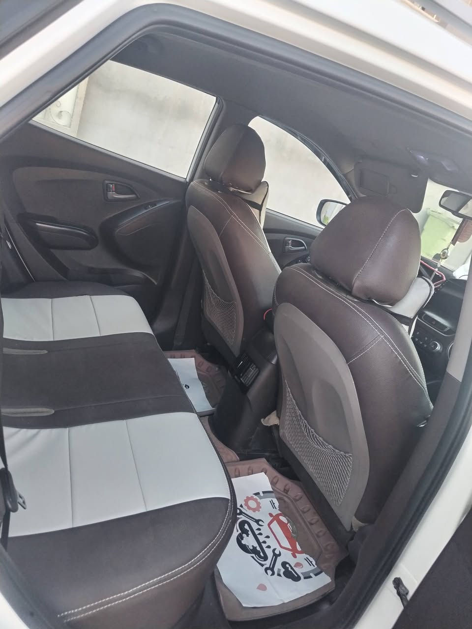 للبيع
توسان موديل 2015 خليجي محرك 2000دوش رقم بغداد دولي سنويه 2030 مكفوله من الصبغ والضربة والتبديل ويل كروم ماشيه 190 kmكير ومحرك السيارة كلين مكفولات حداديه جديده تبريد ثلج ❄️ السيارة جديدة جدا وجاهزه من كولشي السعر 160 وبيه مجال مكان السياره الفلوجه هاتف ***********
***********
