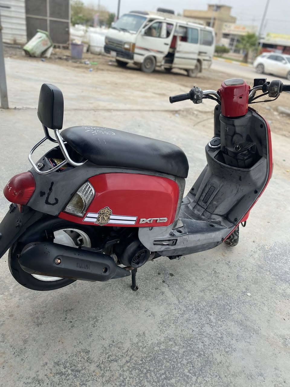 سلام عليكم بولييس كابريتر للبيع مكفوله محرك وكفرات بلادي ومختم  ويه الدواخل  شلعه ومعدل الراجه ماعايزه شي سعرهه ٧٠٠ وبيهه قليل حك الجيه مكاني المسيب سده الهنديه للاستفسار ***********
