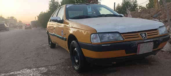 السلام عليكم بيجو Glx موديل2012 سياره جاهزه كير ومكينه جدد صدر امامي خلفي تخم تاير كهربائيات كله شغاله سنويه لل29 بيهه ضربه خفيفه بجاملغ لخلفي معدله ع بارد مكاني بغداد الشعب *********** السعر 28 وبي مجال قليلل
