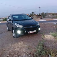 توسان ٢٠١٠ • مكينة ٢٤٠٠ • دفع رباعي