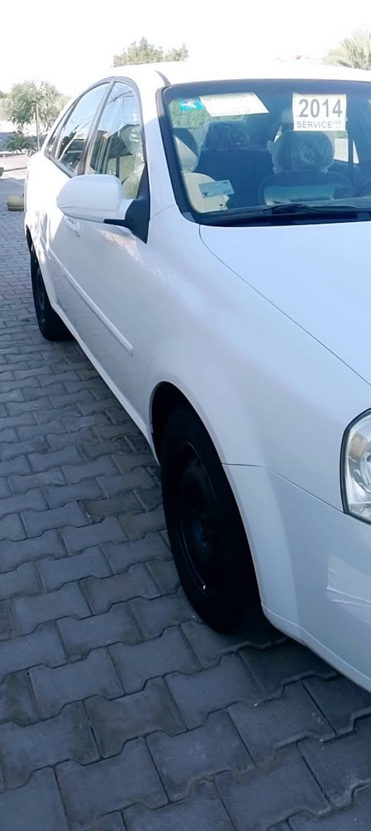 اوبتره 2014 رقم واسط بيه صبغ بالهلال الخلفي شويه  ***********.  كوت الخاجيه. السعر 87..بيه مجال قليل سياره جاهز ة.
