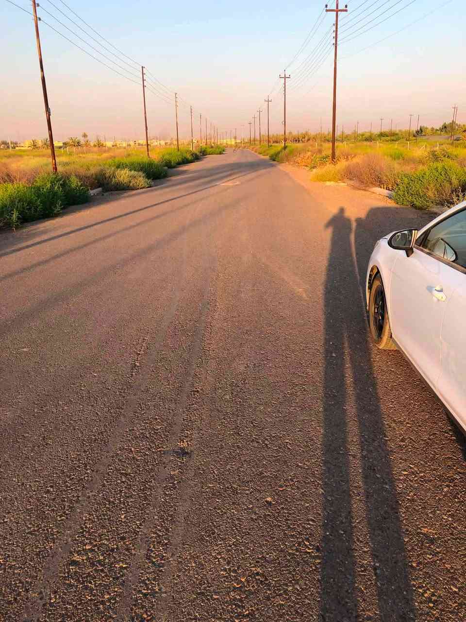 سلام عليكم 
قطعه ارض للبيع 
100 متر 
وجه 5
نزال 20
خدمات كامله ماء +كهرباء +مجاري +تبليط 
الموقع مقابيل برج الجزيره مجمع السلام 
مكتب الضرغام للعقار 
***********حسين
***********حيدر
